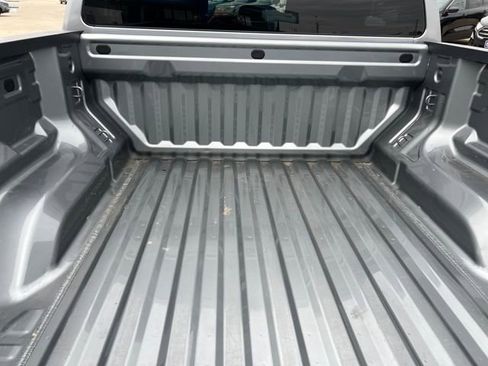 Used 2024 Chevrolet Colorado W/T RWD image 11
