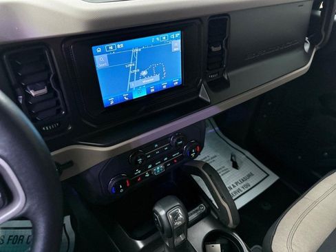 Used 2022 Ford Bronco Big Bend image 25