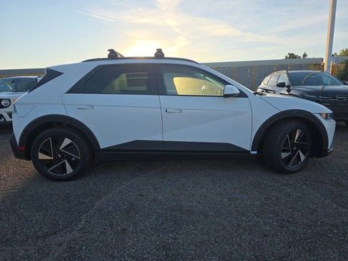 New 2025 Hyundai Ioniq 5 SEL image 20