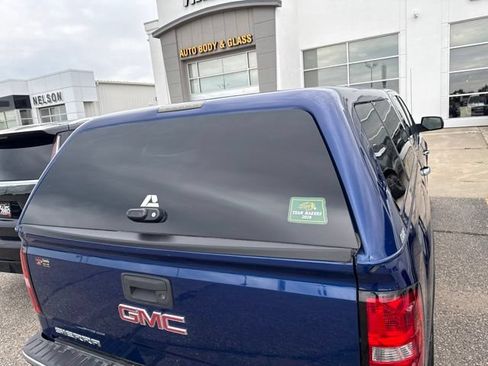 Used 2014 GMC Sierra 1500 SLT w/ SLT Crew Cab Value Package AWD/4WD image 9