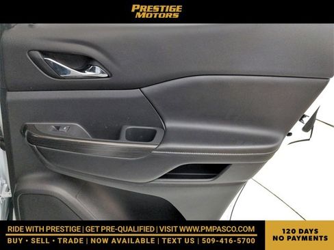 Used 2019 GMC Acadia SLT image 42