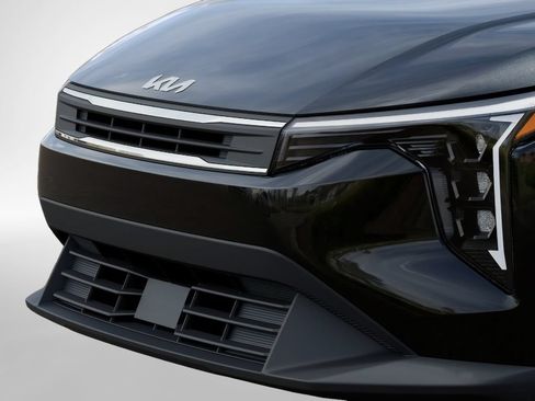 New 2026 Kia K4 FWD image 12