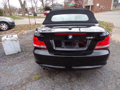 Used 2013 BMW 128i Convertible image 4