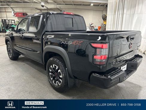 Used 2024 Nissan Frontier PRO-4X w/ Technology Package AWD/4WD image 6