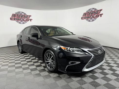 Used 2016 Lexus ES 350 w/ Luxury Package w/Wood Trim FWD image 6