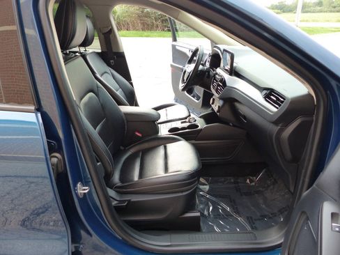 Used 2020 Ford Escape SEL AWD/4WD image 50