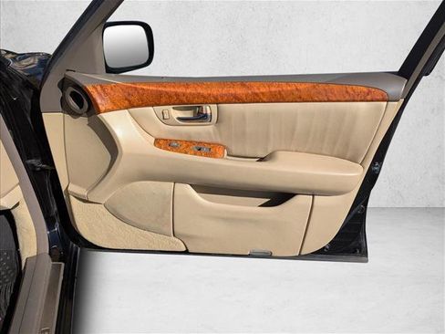 Used 2005 Lexus LS 430 image 26