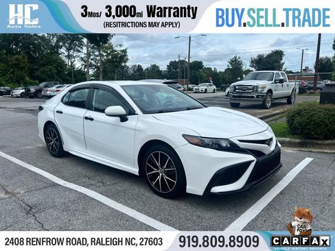 Used 2021 Toyota Camry SE image 7