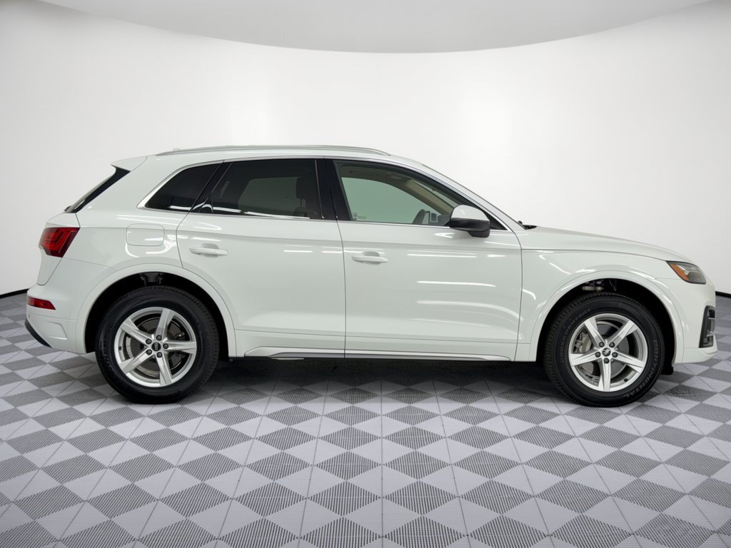Used 2024 Audi Q5 2.0T Premium w/ Convenience Package AWD/4WD image 8