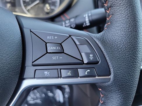 New 2025 Nissan Versa SR w/ Trunk Package image 6