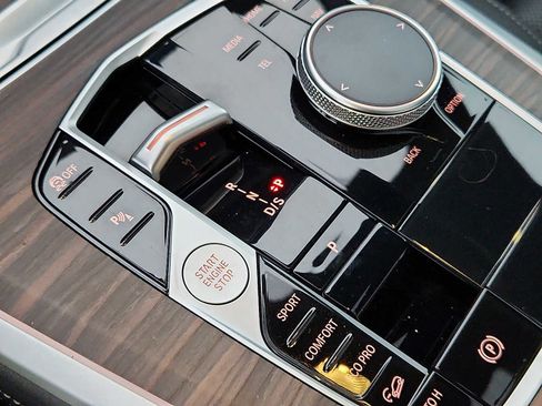 Certified 2024 BMW X5 xDrive40i w/ Parking Assistance Package image 14