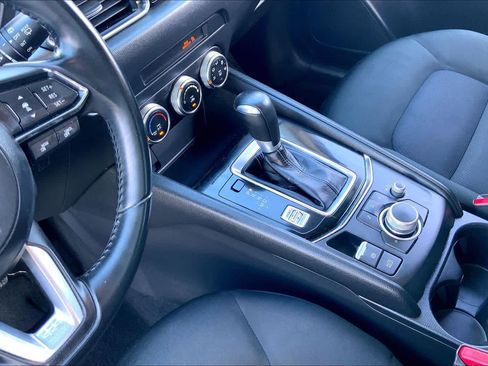 Used 2021 MAZDA CX-5 Sport image 16