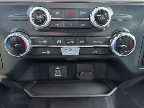 Used 2025 Ford F150 XLT w/ Equipment Group 301A Standard image 27