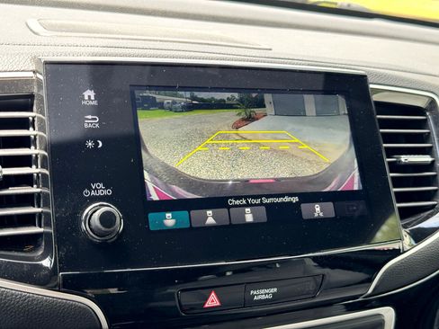 Used 2020 Honda Passport Touring image 25