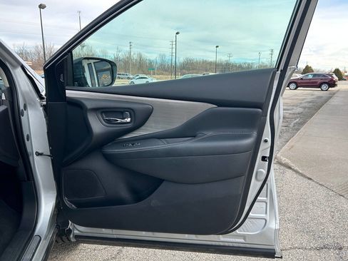 Used 2017 Nissan Murano Platinum image 23