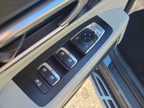 Certified 2023 Kia Telluride S w/ S Sunroof Package FWD image 21