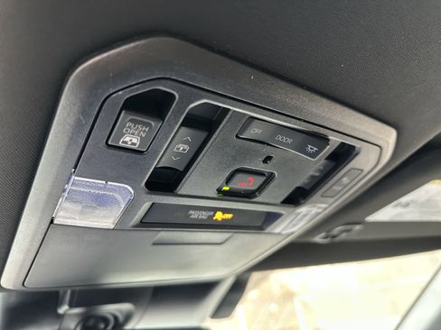 New 2026 Toyota Tundra Platinum image 30