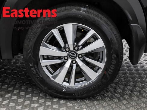 Used 2022 Nissan Pathfinder SL image 35