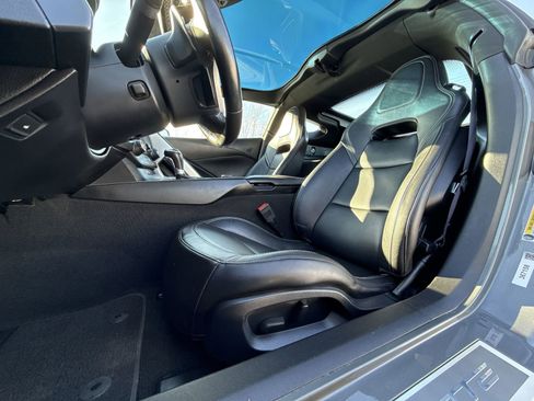 Used 2015 Chevrolet Corvette Stingray Coupe w/ Carbon Flash Badge Package image 13