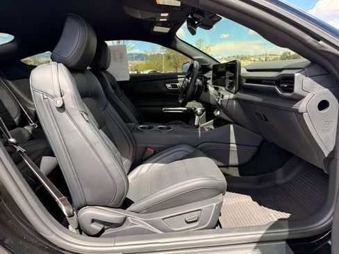Used 2024 Ford Mustang GT Premium RWD image 28