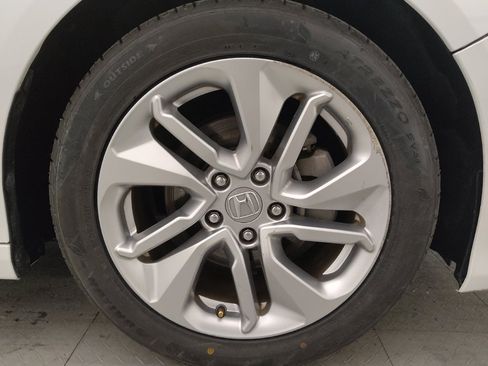 Used 2018 Honda Accord LX image 31