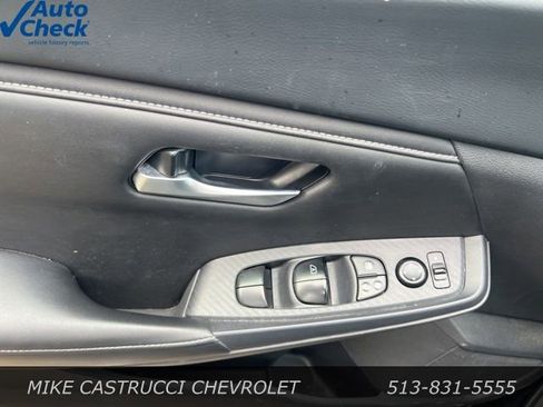 Used 2023 Nissan Sentra SV image 5