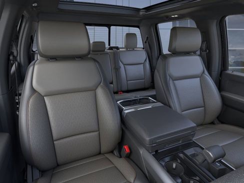 New 2025 Ford F150 Lariat w/ Equipment Group 502A High image 32