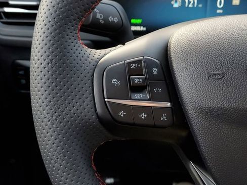 Certified 2023 Ford Escape ST-Line Select w/ Tech Pack #2 image 16