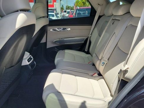 Used 2024 Genesis GV70 2.5T Advanced w/ Advanced Package AWD/4WD image 7