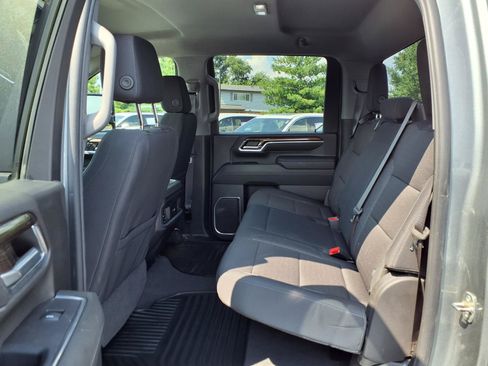Used 2024 Chevrolet Silverado 2500 LT AWD/4WD image 20