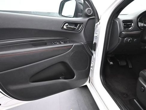 Used 2024 Dodge Durango GT AWD/4WD image 17