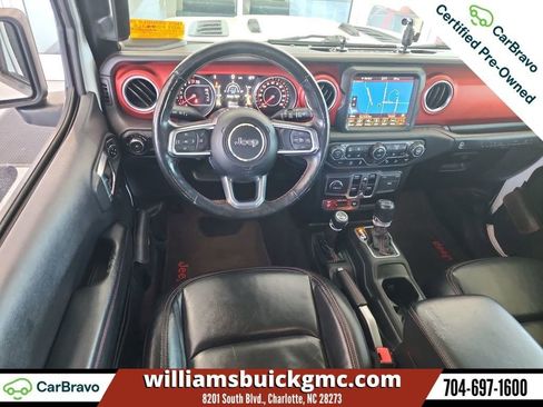 Used 2018 Jeep Wrangler Unlimited Rubicon AWD/4WD image 10
