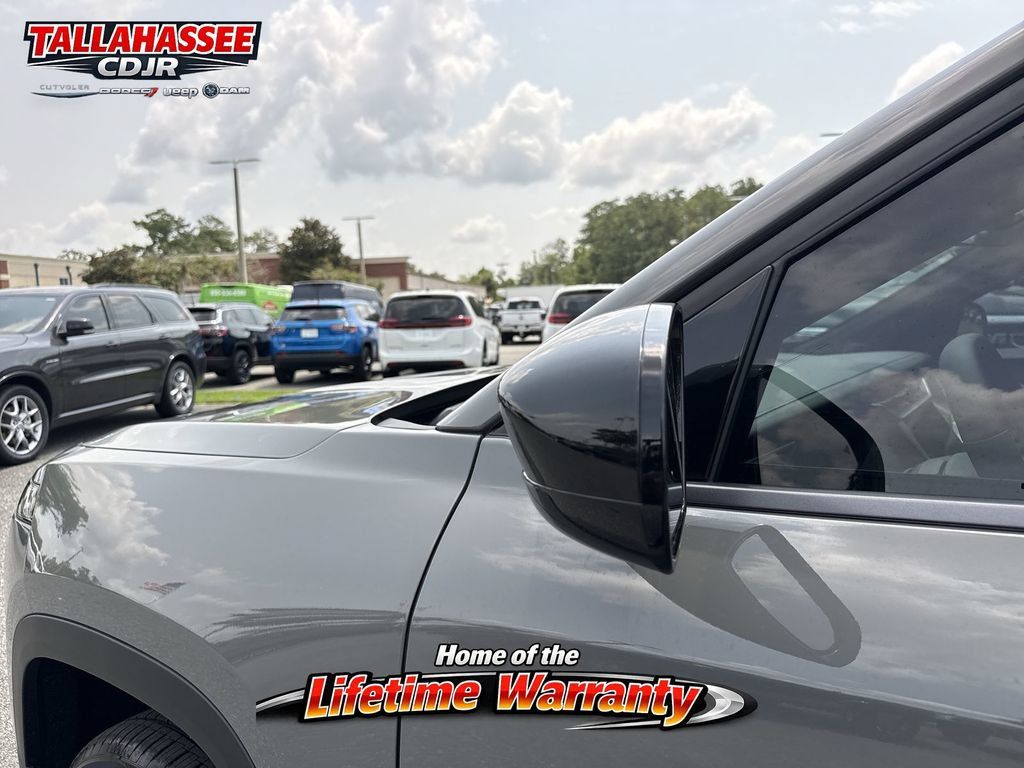 New 2026 Jeep Cherokee Laredo AWD/4WD image 14