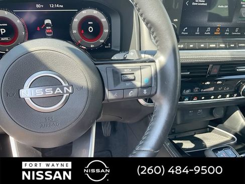 Used 2023 Nissan Rogue Platinum w/ Platinum Premium Package AWD/4WD image 23