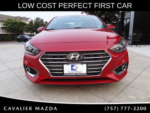 Used 2022 Hyundai Accent Limited FWD image 6