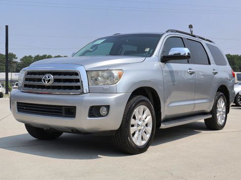 Used 2016 Toyota Sequoia Platinum RWD image 34