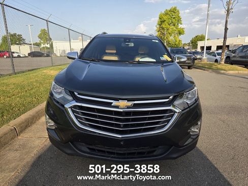 Used 2020 Chevrolet Equinox Premier FWD image 2