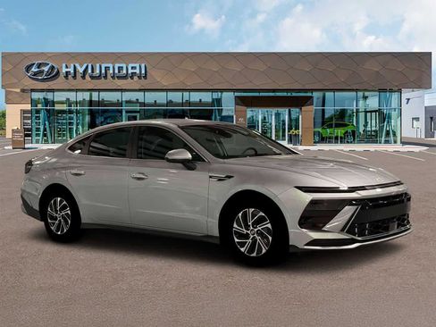 New 2026 Hyundai Sonata Blue image 10