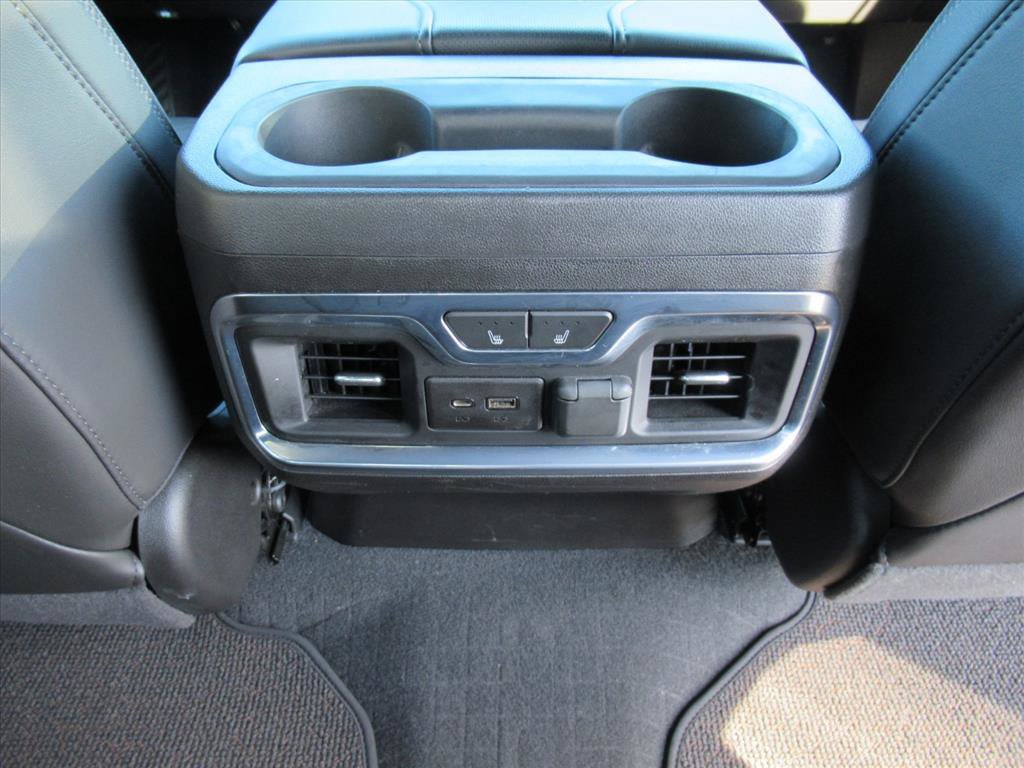 Used 2021 Chevrolet Silverado 1500 High Country w/ Technology Package AWD/4WD image 34