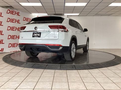 Used 2022 Volkswagen Atlas Cross Sport SE AWD/4WD image 6