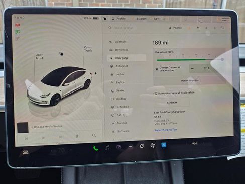 Used 2022 Tesla Model 3 image 38