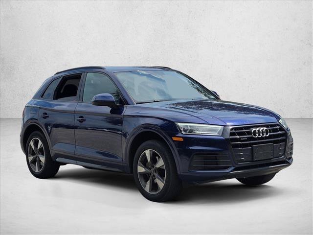 Used 2020 Audi Q5 2.0T Premium w/ Titanium Sport Package AWD/4WD image 3