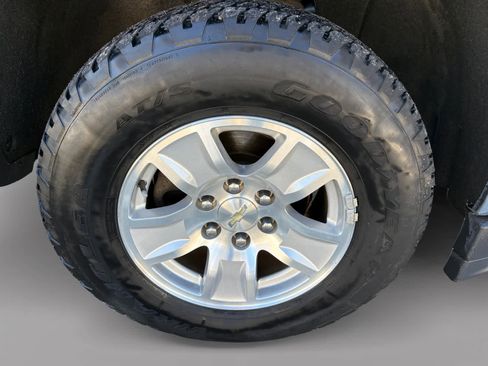 Used 2018 Chevrolet Silverado 1500 LT w/ All Star Edition image 8