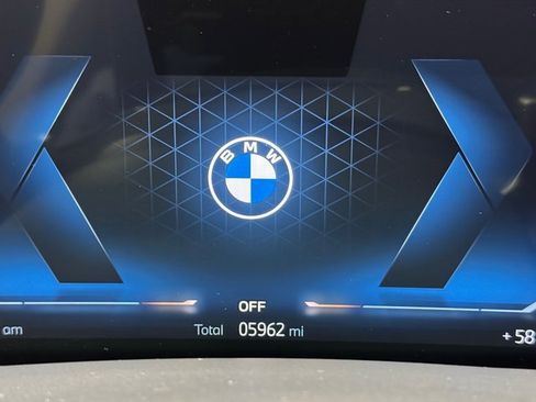 Certified 2025 BMW X7 xDrive40i w/ Premium Package image 15