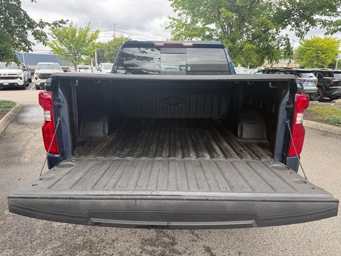 Used 2021 Chevrolet Silverado 1500 LT w/ Convenience Package II AWD/4WD image 10