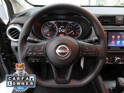 Used 2025 Nissan Versa S w/ Trunk Package image 14