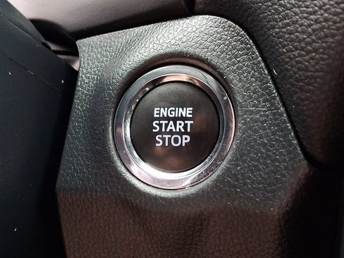 Used 2024 Toyota RAV4 XLE AWD/4WD image 18