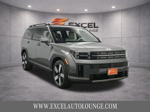 Used 2024 Hyundai Santa Fe Limited image 9