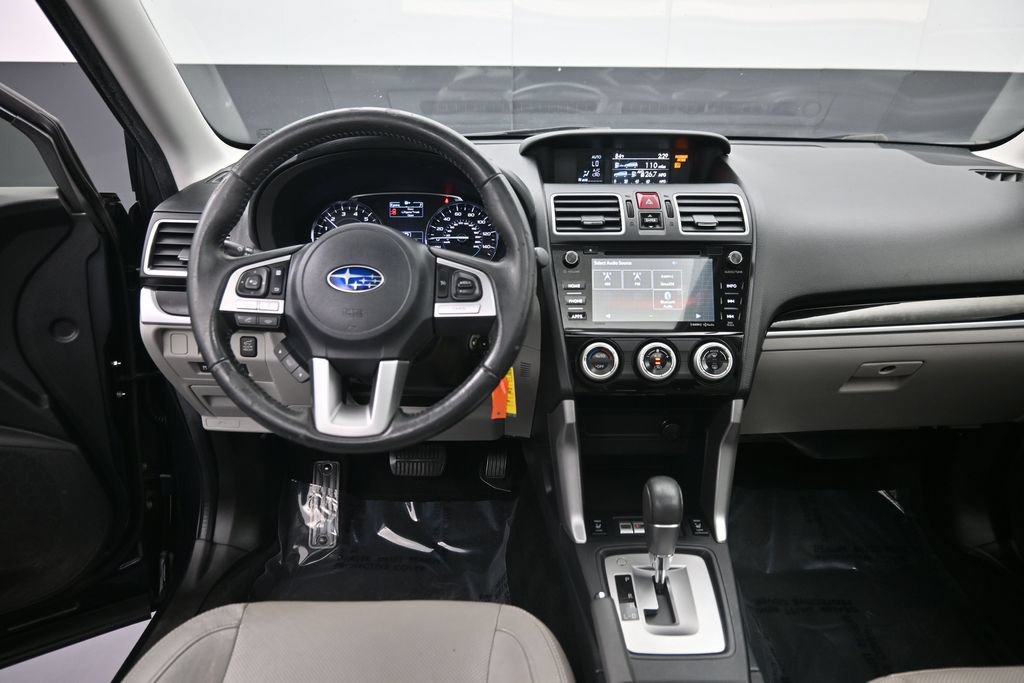 Used 2017 Subaru Forester 2.5i Limited AWD/4WD image 11