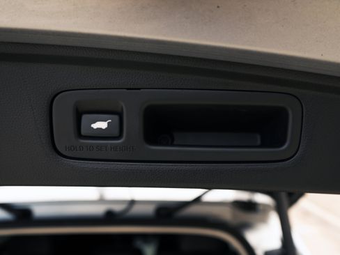 Used 2024 Honda CR-V EX-L image 46